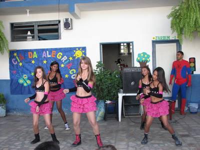 Imagem da galeria: Escola São Pedro - Educação e Qualidade