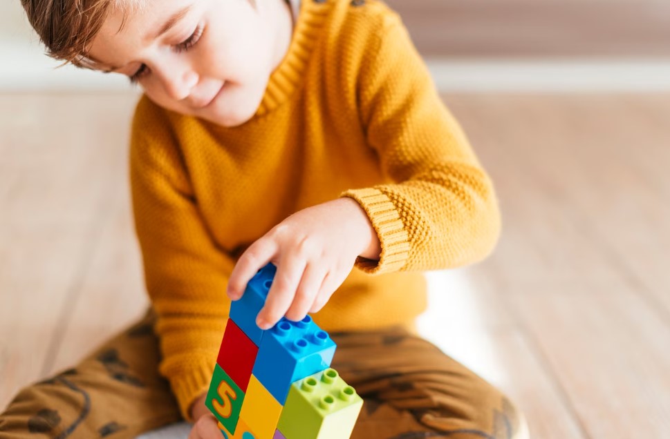 Como identificar uma criança ou adultos com autismo? Sinais claros;